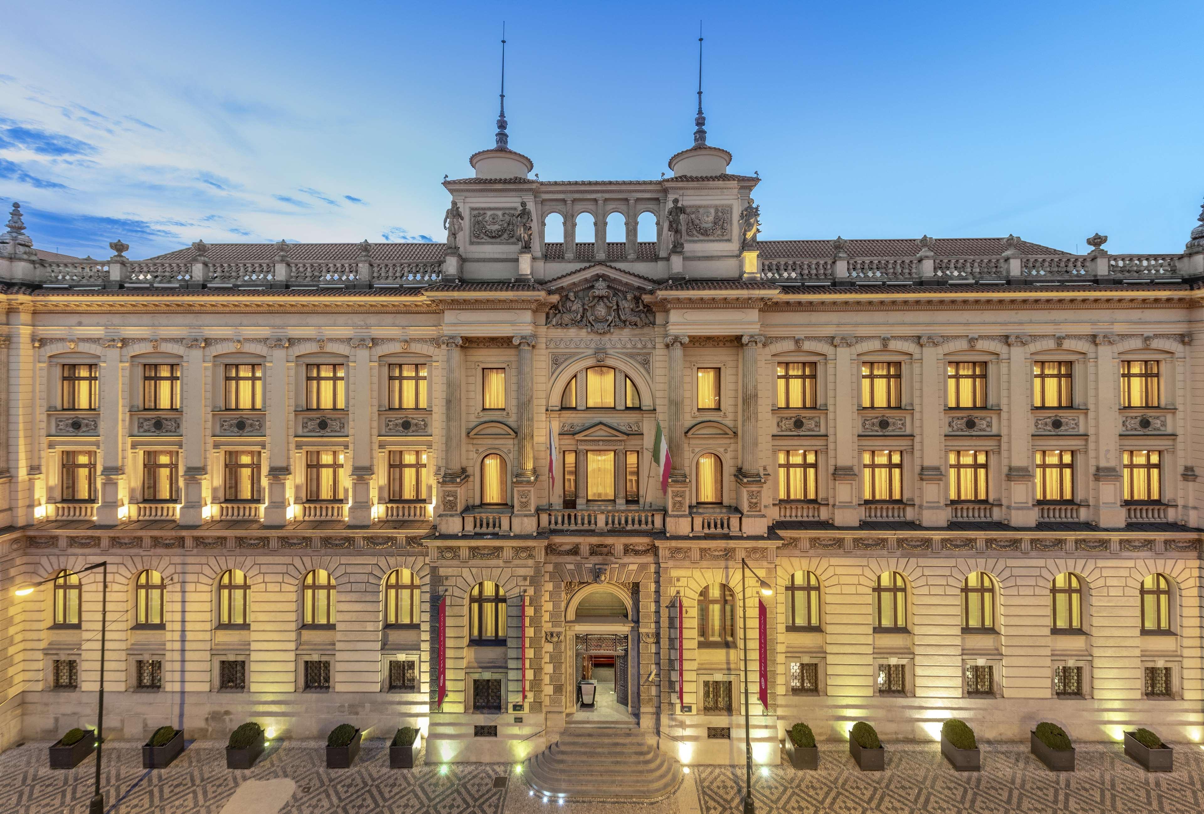 Nh Collection Prague Carlo IV Hotel Exterior photo